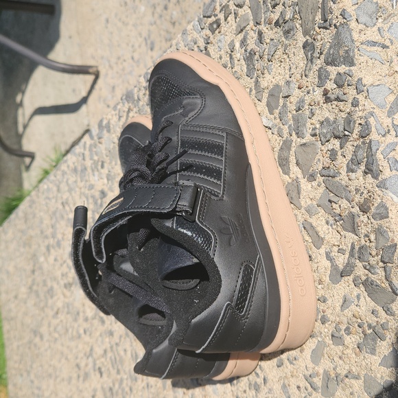 adidas Other - adidas Forum Low Black Gum Snakeskin IE4787